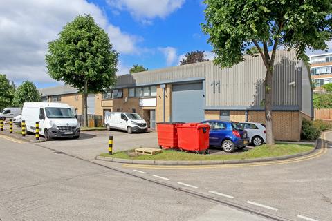 Warehouse to rent, Victoria Rd London W3 6UU