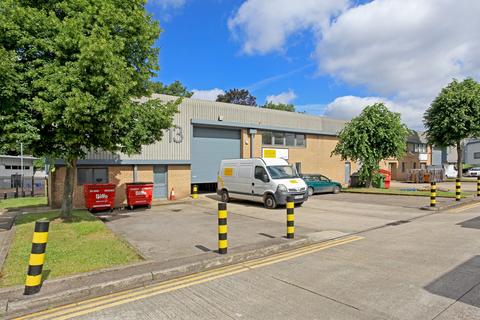 Warehouse to rent, Victoria Rd London W3 6UU
