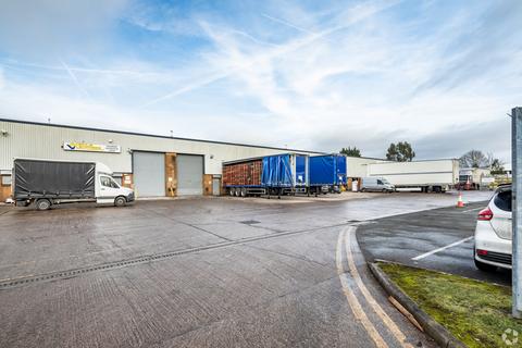 Warehouse to rent, Floats Rd Manchester M23 9WT