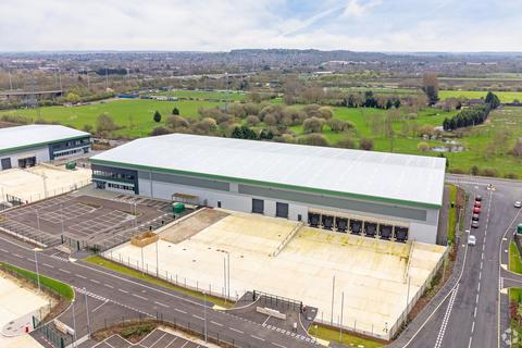 Property to rent, Thane Rd Nottingham NG7 2TG