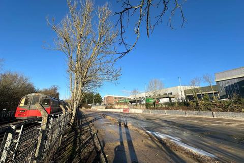 Land to rent, 1 & 2 Allum Way London N20 9QL