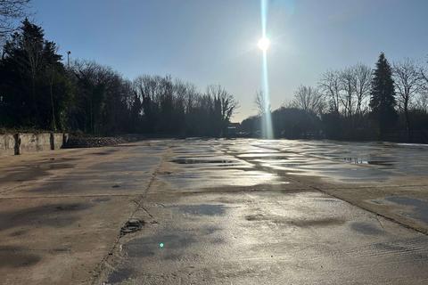 Land to rent, 1 & 2 Allum Way London N20 9QL