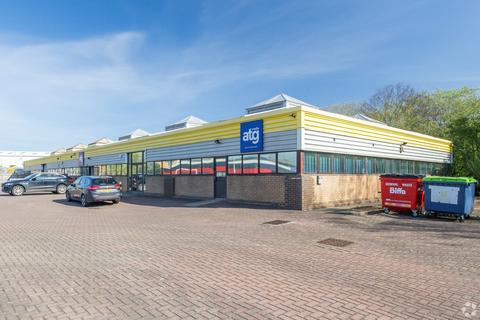 Warehouse to rent, 3 Milnyard Sq Peterborough PE2 6GX