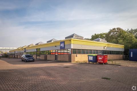 Warehouse to rent, 3 Milnyard Sq Peterborough PE2 6GX
