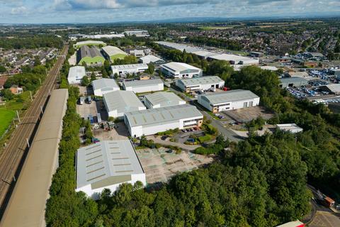 Warehouse to rent, Hawleys Ln Warrington WA2 8JA