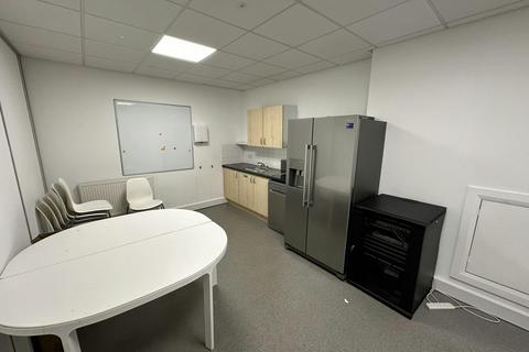 Office to rent, Hornbeam Park Oval Harrogate HG2 8RB