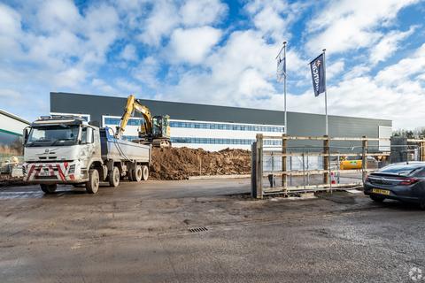 Distribution warehouse to rent, 1 Weston Rd Crewe CW1 6BP