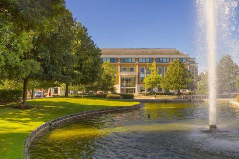 Office to rent, 1 Arlington Sq Bracknell RG12 1WA