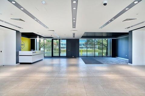 Office to rent, Waterside Dr Reading RG7 4SA
