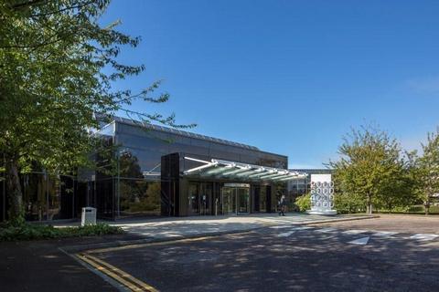 Office to rent, 1000 Lakeside Portsmouth PO6 3EN