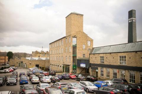 Office to rent, Albion Rd Bradford BD10 9TQ