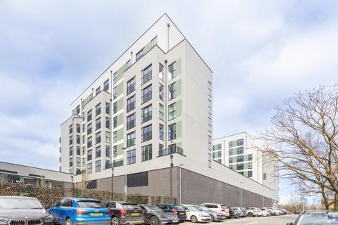 Retail property (high street) to rent, 34 Saxon Gate E Milton Keynes MK9 2DH