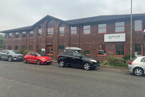 Office to rent, Bedford Rd Petersfield GU32 3QA