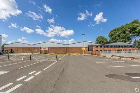 Warehouse to rent, 500 Purley Way Croydon CR0 4NZ