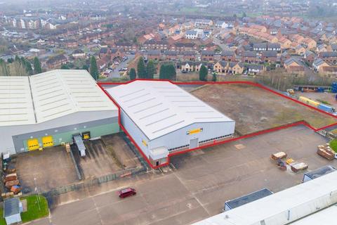 Warehouse to rent, Lower Milehouse Ln Newcastle Under Lyme ST5 9BT