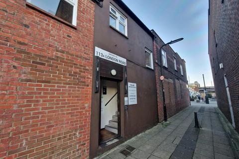 Office to rent, 113-113A London Rd Waterlooville PO7 7DZ