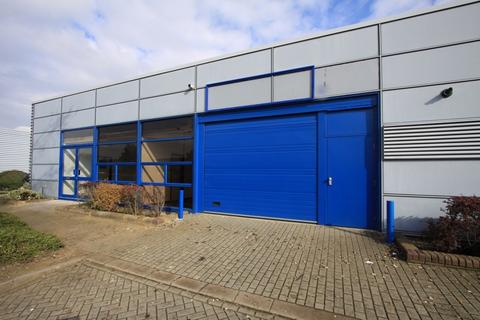 Showroom to rent, 100-116 Tanners Dr Milton Keynes MK14 5BP