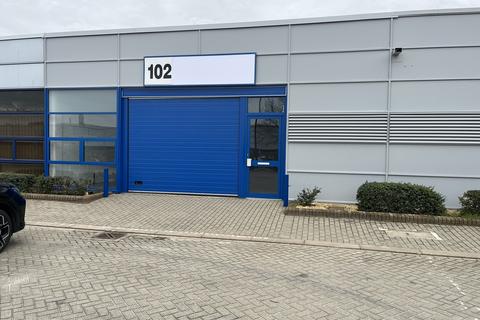 Showroom to rent, 100-116 Tanners Dr Milton Keynes MK14 5BP