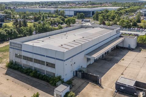 Distribution warehouse to rent, New Lasborough Rd Milton Keynes MK10 0AB