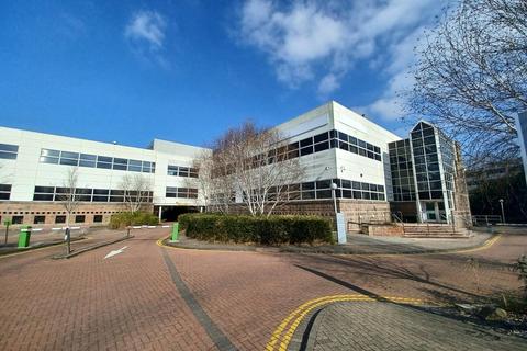 Office to rent, Oldbury Bracknell RG12 8WS
