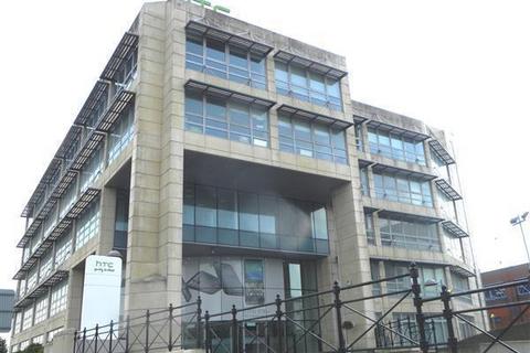 Office to rent, Wellington St Slough SL1 1YP