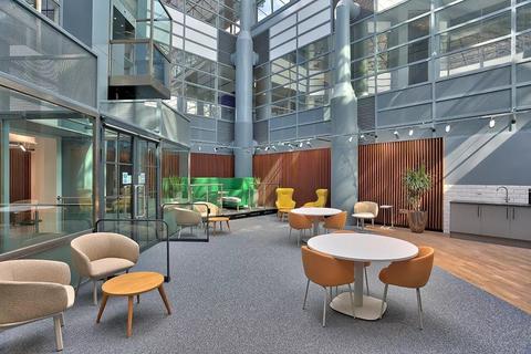 Office to rent, 1 Park Rd Bracknell RG12 2EW