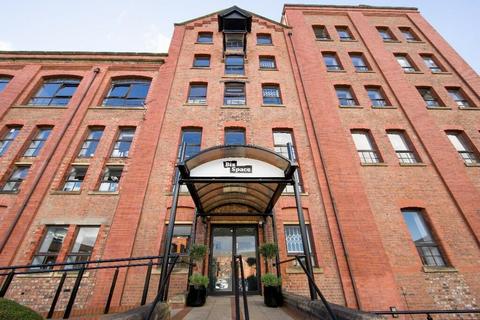 Warehouse to rent, 380 Chester Rd Manchester M16 9EA