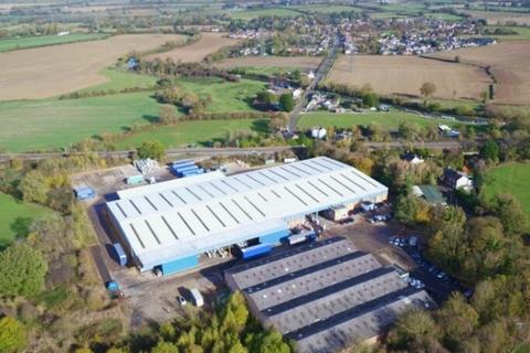 Distribution warehouse to rent - Furnace Ln Nether Heyford NN7 3LB