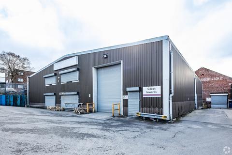 Warehouse to rent, Stalybridge Industrial Estate Stalybridge SK15 1SS