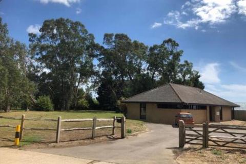 Office to rent, Yapton Ln Arundel BN18 0AS