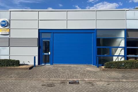 Warehouse to rent, 118-134 Tanners Dr Milton Keynes MK14 5BP