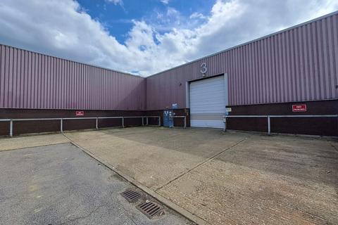 Warehouse to rent, Denbigh Hall Milton Keynes MK3 7QT