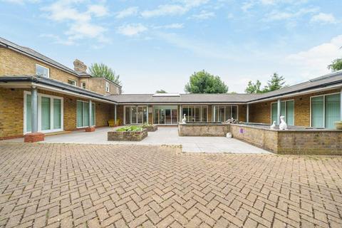 Healthcare facility for sale, 98 Saint Peters Way Hayes UB3 5AB