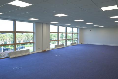 Warehouse to rent, Davy Ave Milton Keynes MK5 8NB