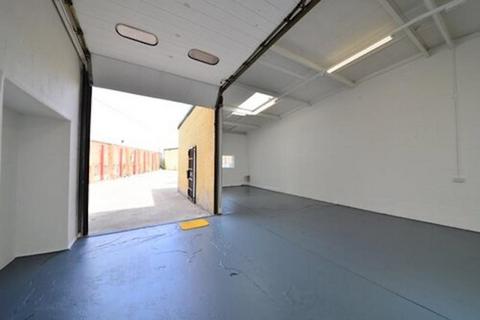 Industrial unit to rent, Enterprise Way London NW10 6UG