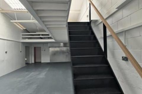 Industrial unit to rent, Enterprise Way London NW10 6UG