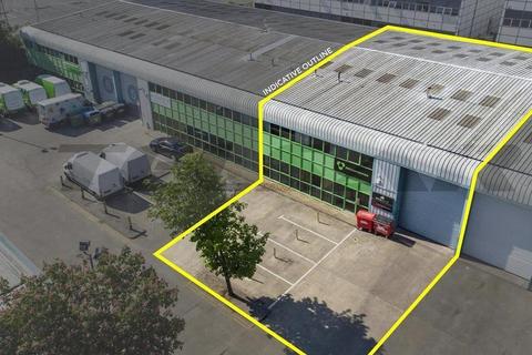 Warehouse to rent, Kendal Ave London W3 0RU