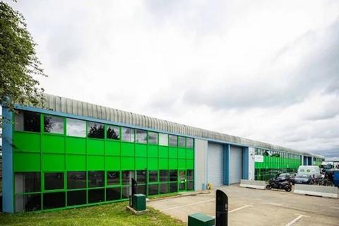 Warehouse to rent, Kendal Ave London W3 0RU