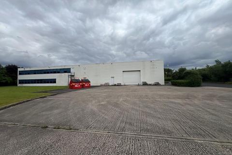 Warehouse to rent, Waterside Manchester M17 1WD