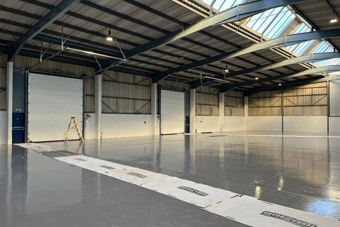 Warehouse to rent, Stacey Bushes Milton Keynes MK12 6HP