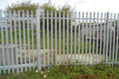 Land to rent, Station Rd East Preston BN16 3RE
