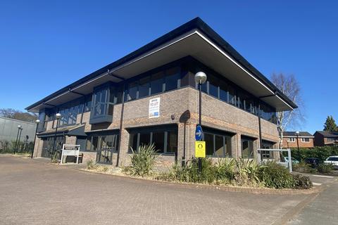 Office to rent, Gatwick Rd Crawley RH10 9XN