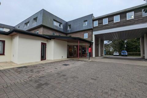 Retail property (high street) to rent, Clyne Common Swansea SA3 3JB