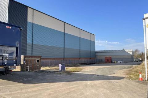 Warehouse to rent, Plantation Rd Stoke On Trent ST4 8HX