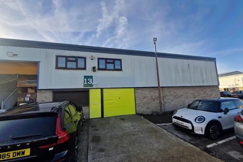 Industrial unit to rent, Limberline Spur Portsmouth PO3 5HJ