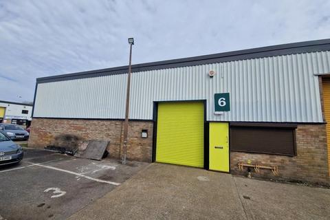 Warehouse to rent, Limberline Spur Portsmouth PO3 5HJ