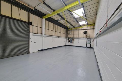 Warehouse to rent, Limberline Spur Portsmouth PO3 5HJ