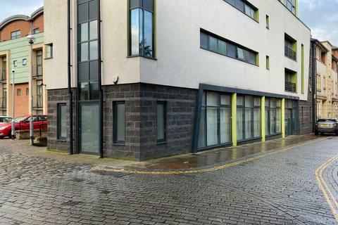 Office to rent, 30 Half Moon Ln Gateshead NE8 2AA