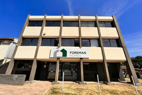 Warehouse for sale, Duncan Rd Park Gate SO31 1BX