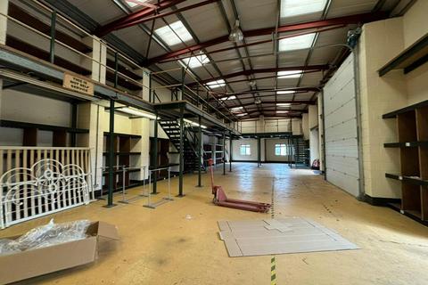 Warehouse to rent, Soake Road Denmead PO7 6JA